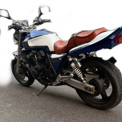 即日引渡🉑 車検一年程‼️ 希少BEET製の外装‼️ CB400SF HONDA 中型バイク 400cc  CBX400F風 シービー 名車 スーフォア スーパーフォア ホンダ ヤマハ カワサキ スズキ YAMAHA Kawasaki SUZUKI 通勤 通学　ブラウン タックロールシート zrx400 xjr400 gsx400 インパルス ゼラペケ ペケジェイアール　二人乗り の画像
