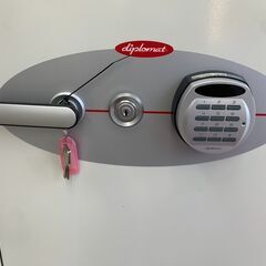 diplomat ディプロマット  100EKR3 金庫 耐火金庫  大きい鍵付き 内引出鍵付き テンキー【ユーズドユーズ名古屋天白店】 JM-913の画像