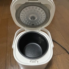 炊飯器の画像