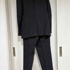 メンズスーツの画像