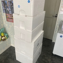 発砲スチロール 箱 クーラーボックス 蓋付きの画像