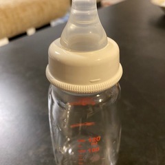 pigeon哺乳ビン　2セートの画像