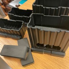 DIY棚2×4ブラケット（黒）付きの画像