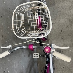 NO:3 子供自転車　ラブ&ピースの画像