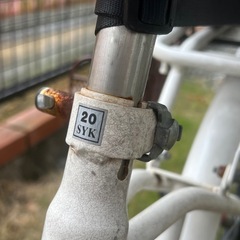 後ろに子供乗せ自転車の画像