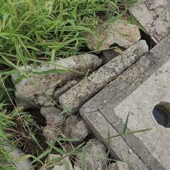 高松 コンクリートガラ  砂利替わり 水はけ 土地改良 隙間埋め用に の画像