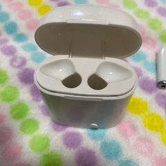 壊れてます　Bluetoothイヤフォンの画像