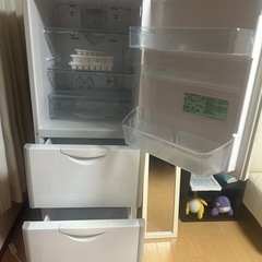 冷蔵庫の画像