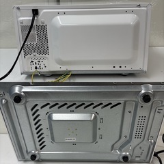 I368 🌈 ELSONIC 電子レンジ 600Ｗ ヘルツフリー ⭐ 動作確認済 ⭐ クリーニングの画像