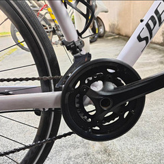 スペシャライズド　SIRRUS 3.0 2022 サテンクレイ Lサイズ スペシャライズド SIRRUS 3.0 2022 サテンクレイ Lサイズ