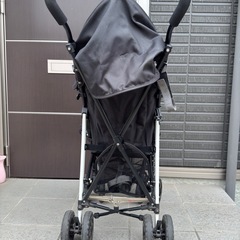 美品 Jeep B型ベビーカー 軽量コンパクト　ブラック　ホワイトの画像