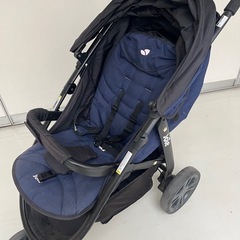 Joie 三輪ベビーカーの画像