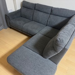 ソファ
の画像