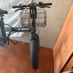 型式認定 電動アシスト自転車 20インチ 折り畳み自転車 軽量 20インチ アシスト自転車 E-Bike ファットバイの画像