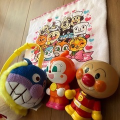 アンパンマンのパズル、耳当て、腹巻き、ピーポーセットの画像
