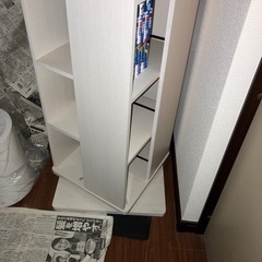 回転式縦型本棚 ホワイトカラー木目調の画像