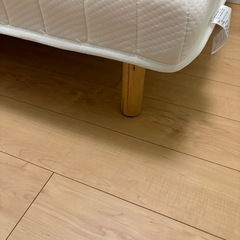 足付きマットレスシングルの画像