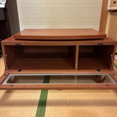 テレビボードの画像