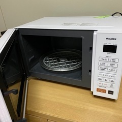 キッチン家電オーブンレンジYRSーG160V(W) 50-60HZ専用　2020年製の画像