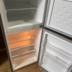 単身用2ドア冷蔵庫の画像