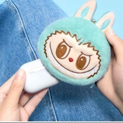 POP MARTTHE MONSTERSPartyシリーズラブブリバーシブルぬいぐるみの画像