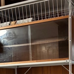 無印良品　木製ガラス棚の画像