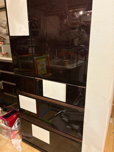 三菱冷蔵庫　700ℓ