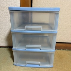 衣装ケースの画像