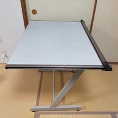 製図台差し上げますの画像