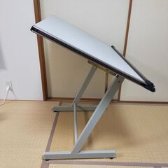 製図台差し上げますの画像