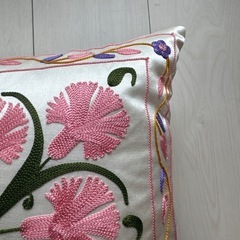 【美品】本場のトルコシルク 花柄刺繍クッションカバー 45cmの画像