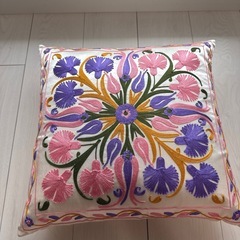 【美品】本場のトルコシルク 花柄刺繍クッションカバー 45cmの画像