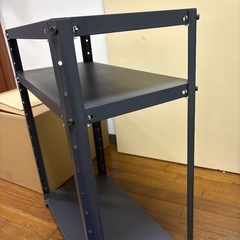 スチール棚の画像
