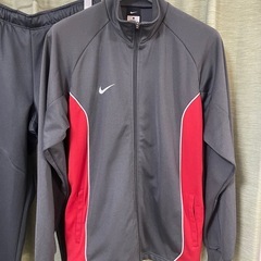 NIKE ナイキ　トラックジャケット　Ｌサイズ　ジャージ　ナイキ 上下セット セットアップ ジャージ　グレー　ウォームアップの画像