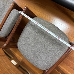 ダイニングチェアの画像