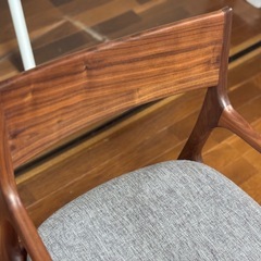 ダイニングチェアの画像