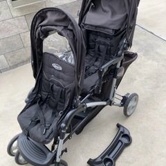 GRACO　二人乗りベビーカー　レインカバー付き　の画像