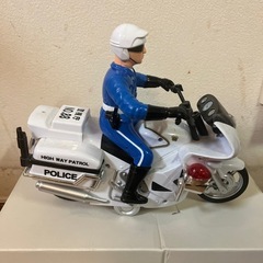トイコー　サウンドポリスバイク 警察官フィギュアの画像