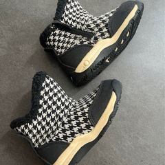 NIKE千鳥柄ブーツ 13cmの画像