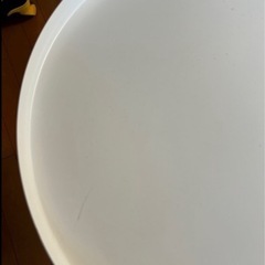 IKEAサイドテーブルGLADOM白の画像
