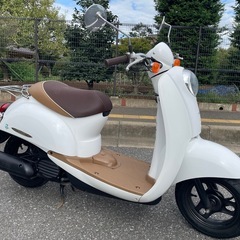 131⭐️スクーピーF I⭐️現状シート新品張替え済み、
バッテリー新品、オイル交換済み、インジェクション、F I、ホンダ、HONDA、AF55、原付の画像