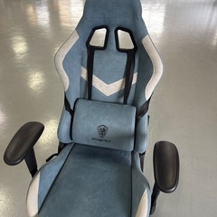 ゲーミングチェアの画像