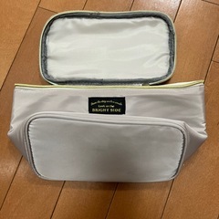 ポーチの画像