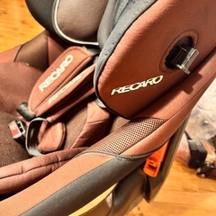 レカロチャイルドシート/RECARO startx/シートベルトタイプ/コンビの画像