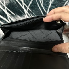 フェラガモ長財布使用感あり訳ありの画像