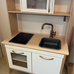 IKEA 子供用　キッチン　テーブルイスセット
の画像