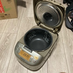 Panasonic🔴大容量5.5合だきIH炊飯器の画像