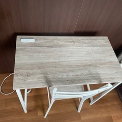 デスクの画像