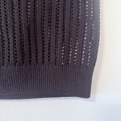 【未使用】UNIQLO ノースリーブセーター Mの画像