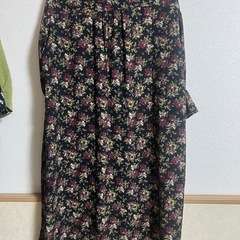 柄ワンピース1枚1000円5枚2500円の画像